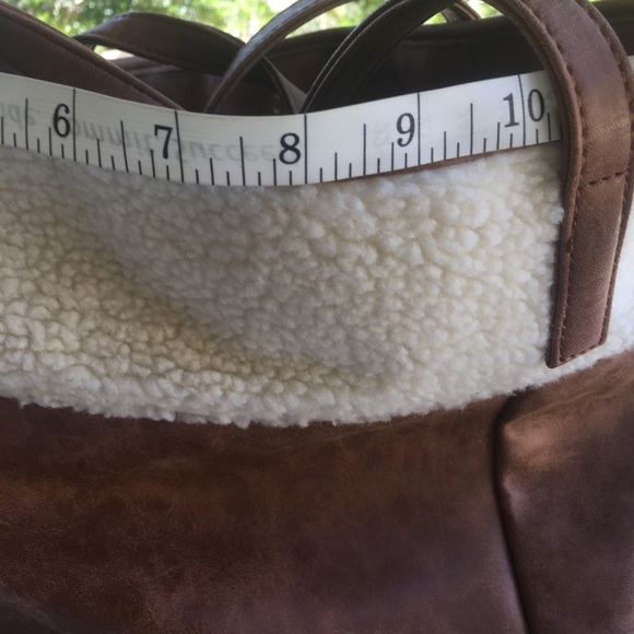 ⭐️SOLD⭐️Nine West tote bag - Picture 5 of 7